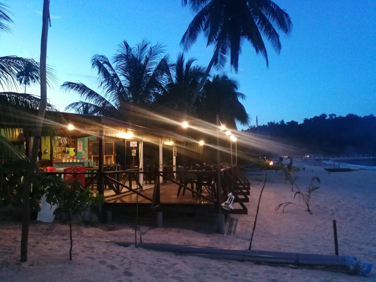 Kampong Juara Rainbow Tioman Cottage מראה חיצוני תמונה