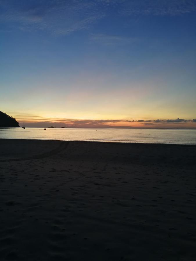 Kampong Juara Rainbow Tioman Cottage מראה חיצוני תמונה