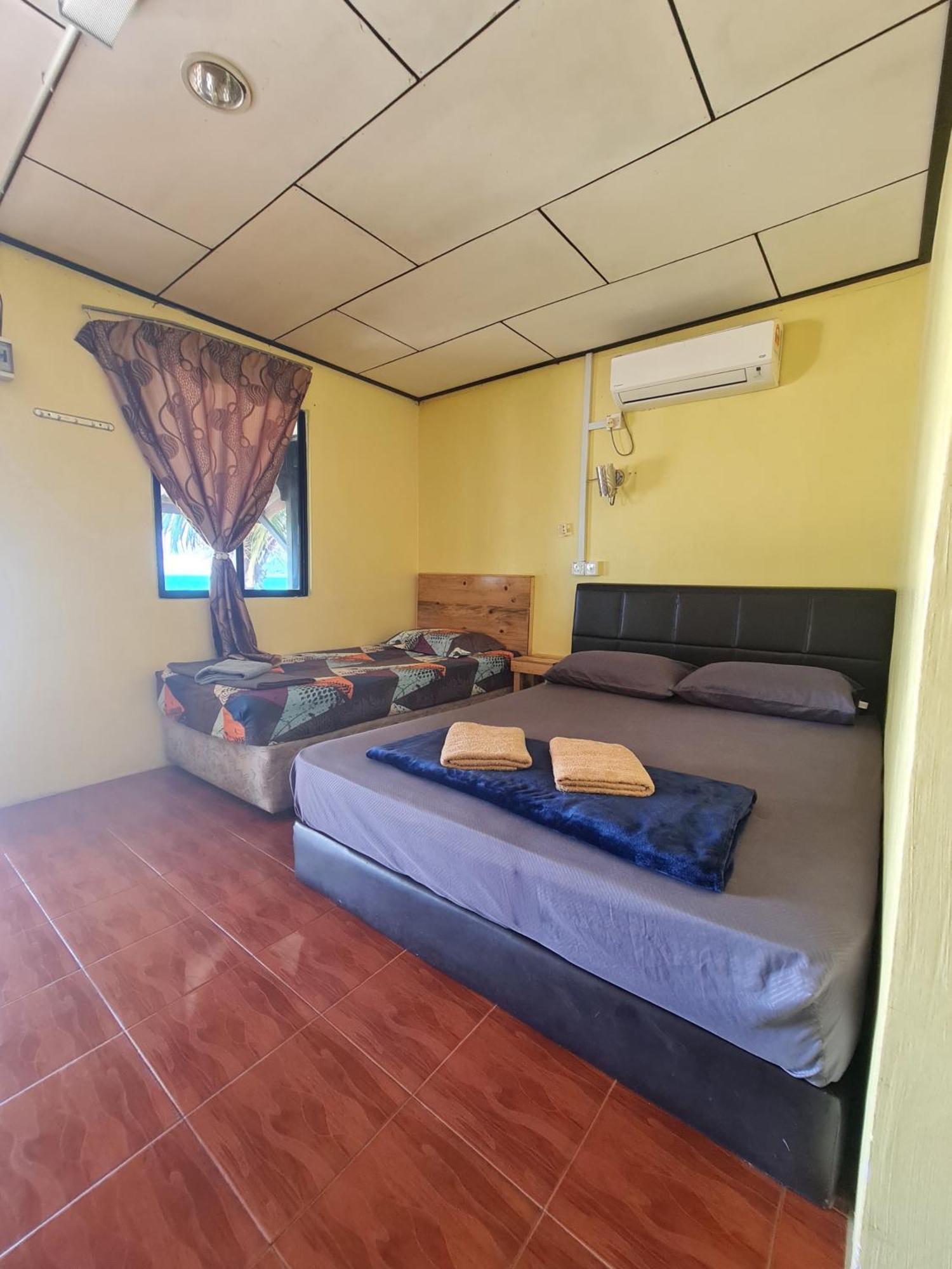 Kampong Juara Rainbow Tioman Cottage מראה חיצוני תמונה