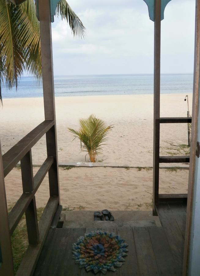 Kampong Juara Rainbow Tioman Cottage מראה חיצוני תמונה