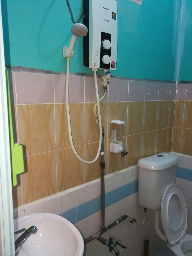 Kampong Juara Rainbow Tioman Cottage מראה חיצוני תמונה