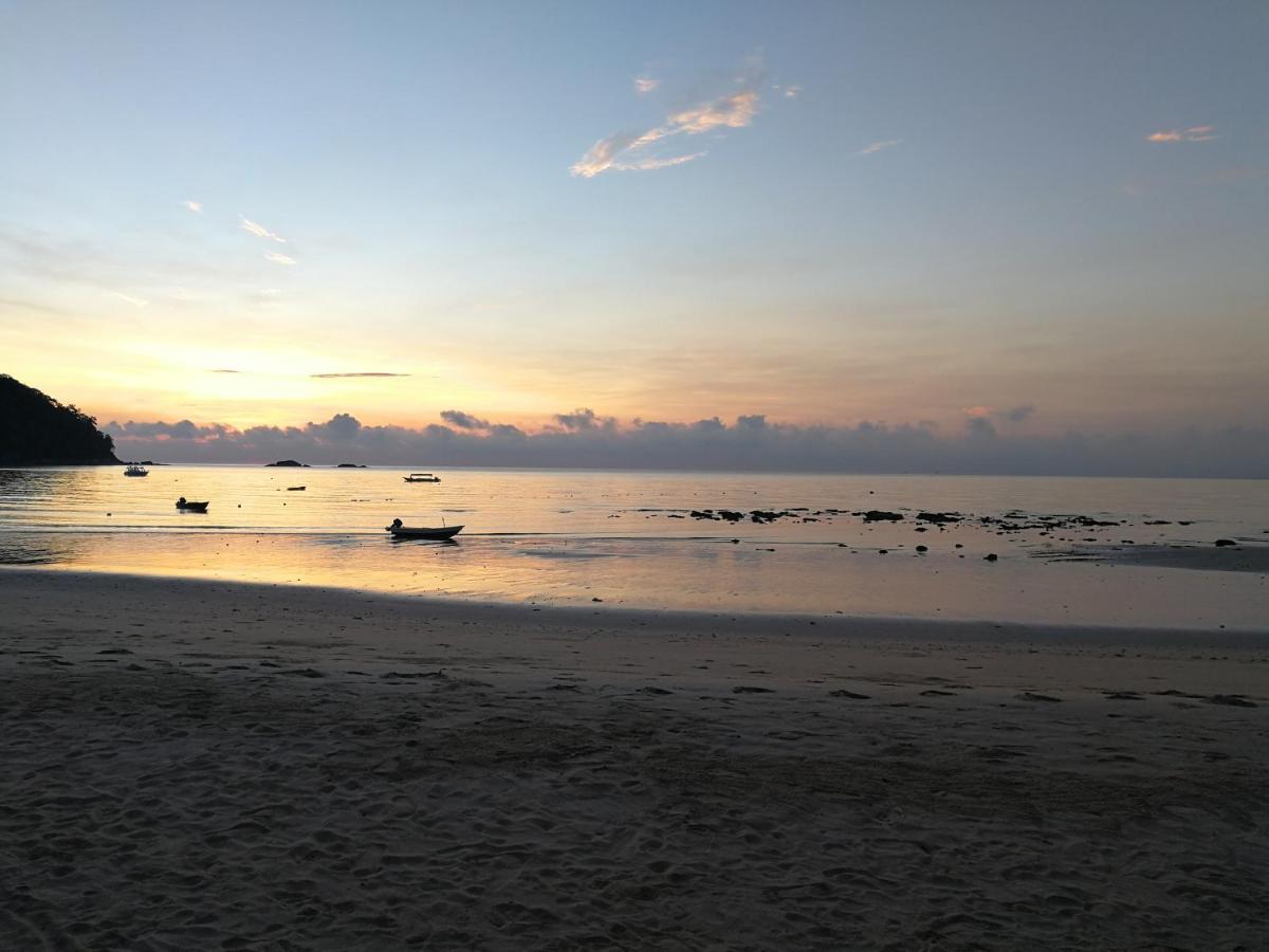 Kampong Juara Rainbow Tioman Cottage מראה חיצוני תמונה